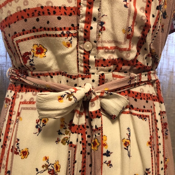 Skies Are Blue | Floral Patchwork Dress! ✨ - Picture 4 of 12